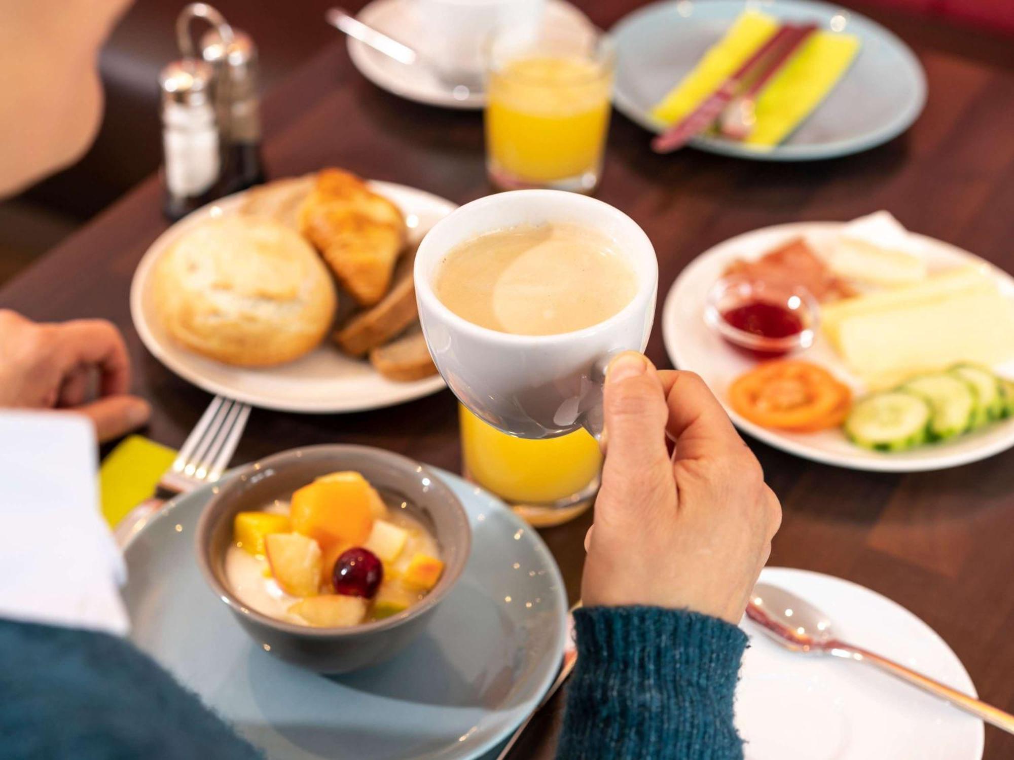 Ibis Styles Hamburg Alster City Ngoại thất bức ảnh