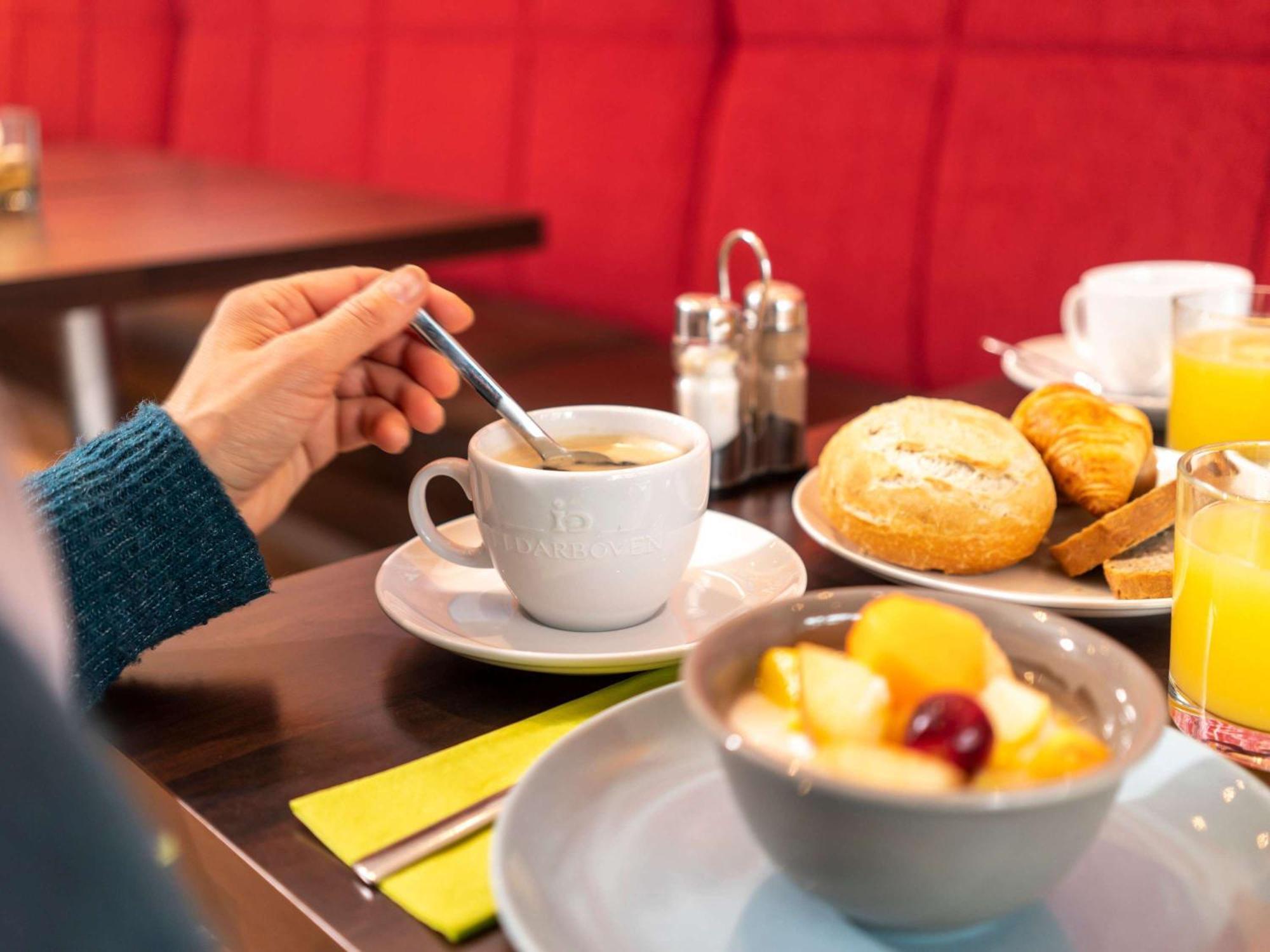 Ibis Styles Hamburg Alster City Ngoại thất bức ảnh