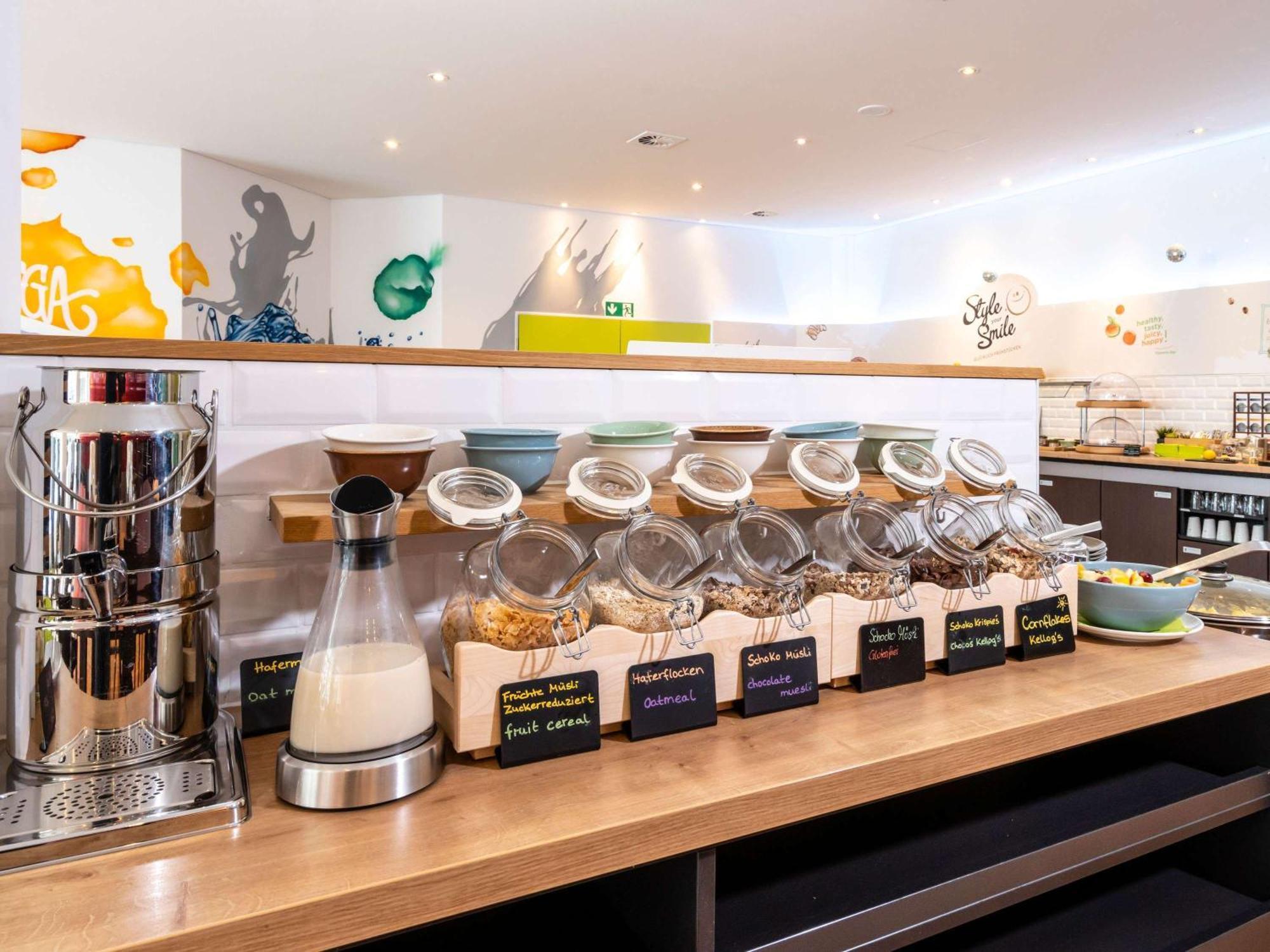 Ibis Styles Hamburg Alster City Ngoại thất bức ảnh